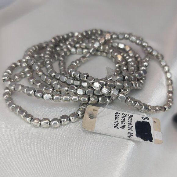 Bracelet Stack Silver Beads Stretchy 7 Piece Medium Shine Metallic Gray Edgy NEW - Picture 6 of 8